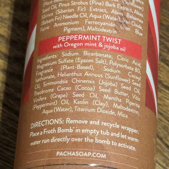 Pacha 4 Pack Bath Bombs Spiced Pomegranate Sugar Spice Balsam & Pine Peppermint - Picture 7 of 7